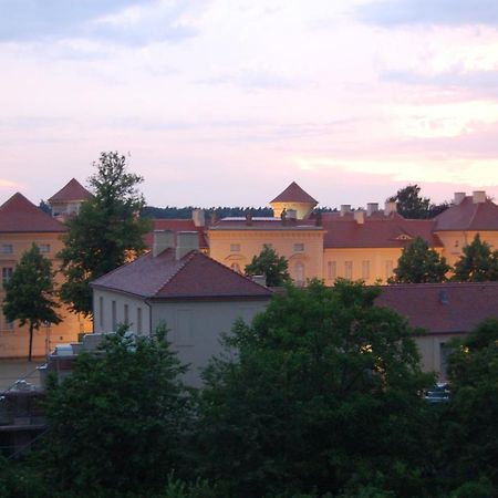 Schloss-Und Seeblick Apartment Rheinsberg Exterior foto